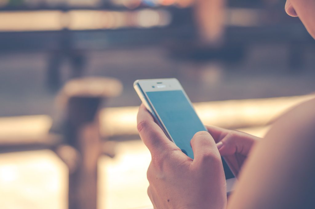 Fhris op je mobiel! Je eigen personeelsadministratie makkelijk en snel geregeld.